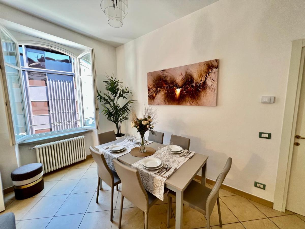 Divina Luxury Apartment With Jacuzzi Near The Lake Como Eksteriør billede