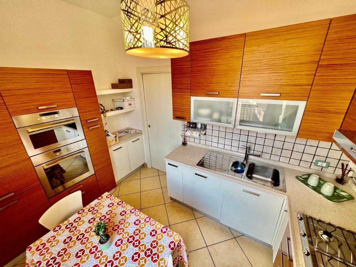 Divina Luxury Apartment With Jacuzzi Near The Lake Como Eksteriør billede
